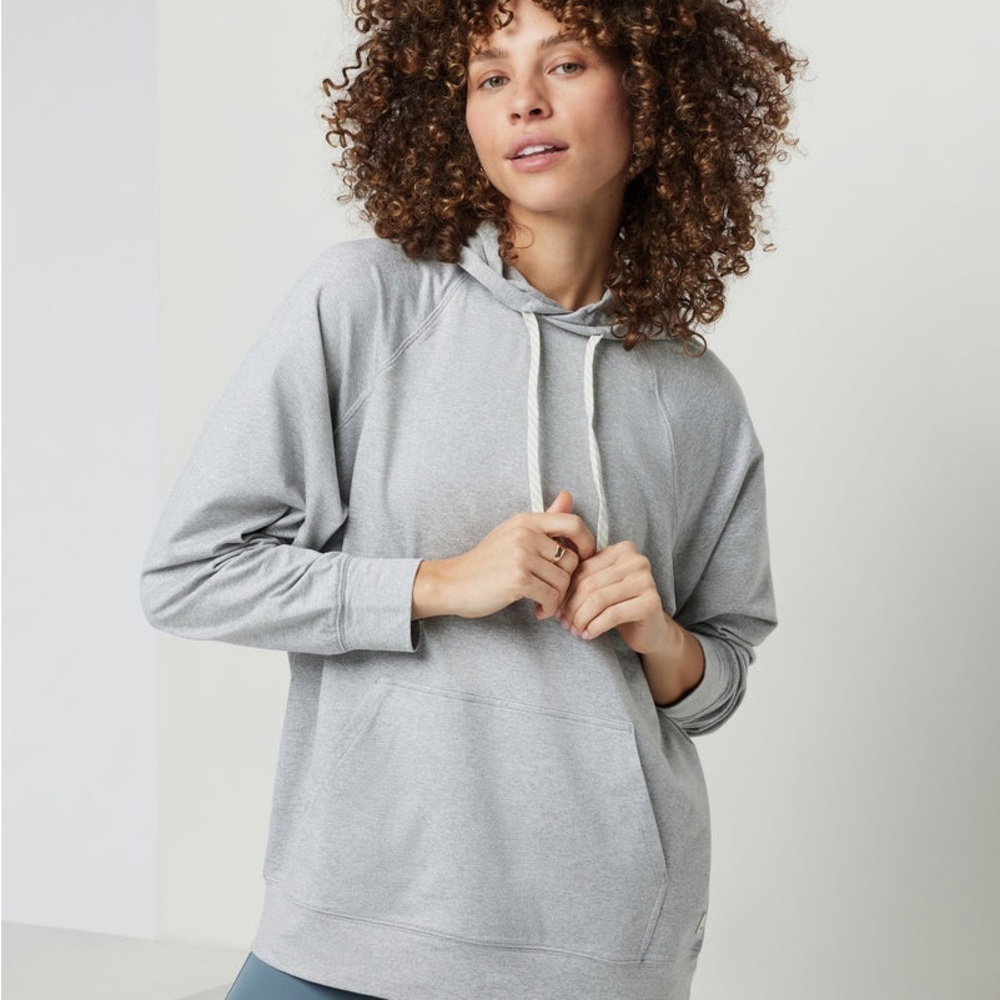 Vuori Gray Hoodie Sweatshirt